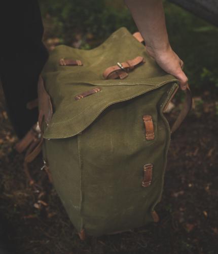 Romanian retro pack, green, surplus. On the other side there's only the strap attachment points.