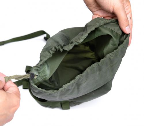 British Jungle Sleeping Bag compression bag, surplus.