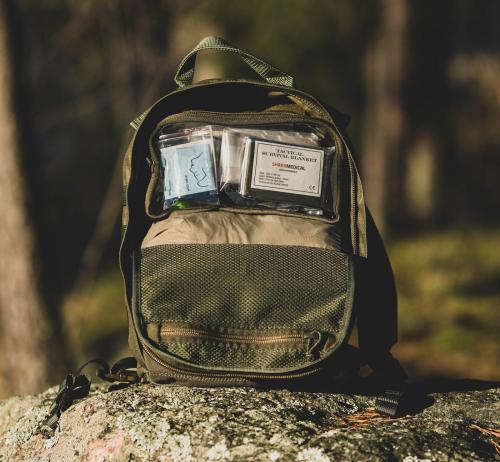 Särmä TST Windowed Velcro Pouch. Pictured with Särmä TST CP10 Mini Combat Pack.