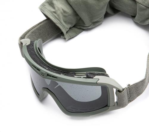 US Desert Locust Ballistic Goggles, Foliage Green, Surplus. The foam filters on the frame unfortunately crumble into dust.