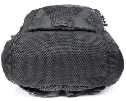 CamelBak Urban Assault Pack XL, Black, with 0.75 l Water Bottle, Surplus.