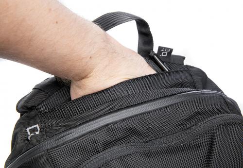 CamelBak Urban Assault Pack XL, Black, with 0.75 l Water Bottle, Surplus.