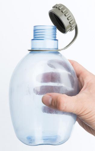 Austrian Canteen with Pouch, Transparent, Surplus. In Austria they just decided that a water bottle might as well be transparent. Why not? Volume just short of one litre. About a quart?