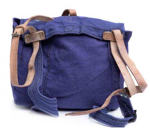 Romanian breadbag, blue, surplus.