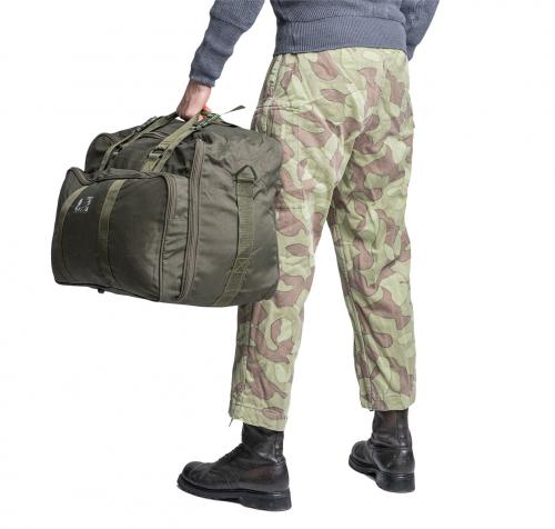 Italian Sports Bag, Surplus.