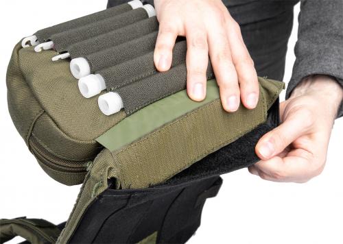 Särmä TST Hanger Utility Pouch. Attachment onto a PC18 plate carrier.