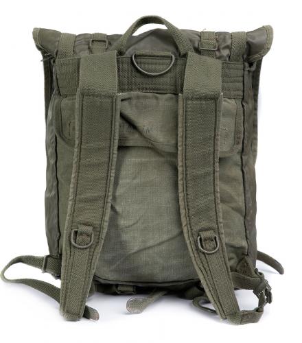 French F1 Combat Pack, Surplus.