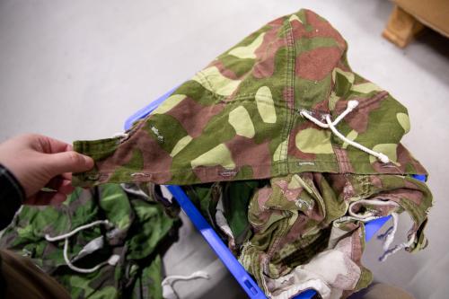 Finnish M62 Helmet Cover / Jacket Hood, Surplus. The shades of the hoods vary a lot. There is no wrong shade.