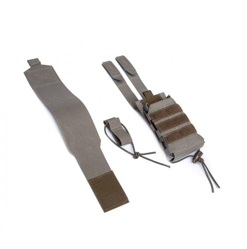 Särmä TST Rifle Magazine Pouch. You can use these pouches with the detachable flap, with the elastic band, or as an open-top pouch.