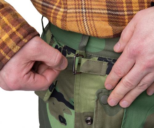 Beninese Anti-Poaching Cargo Pants, Surplus. The waist can also be adjusted a bit on the sides.