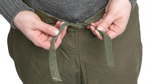 BW Winter Pants, Green, Surplus. Simple tie-string at the waist.