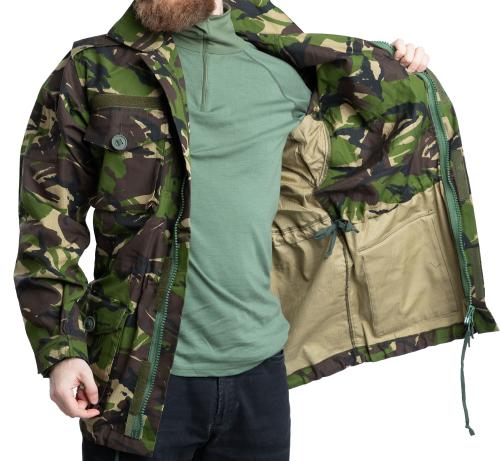 Romanian Field Jacket, DPM, Unissued. Windproof fabric, doubled at the chest for good measure.