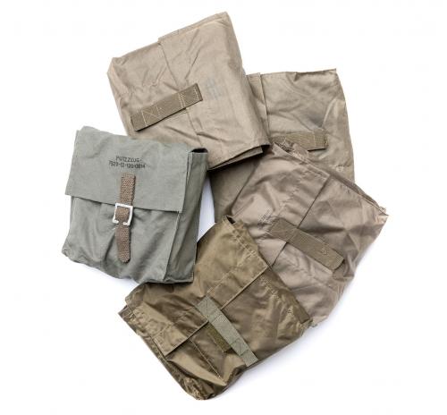 BW Shoe Care Set, Surplus. The pouch may vary, usually it's nylon.