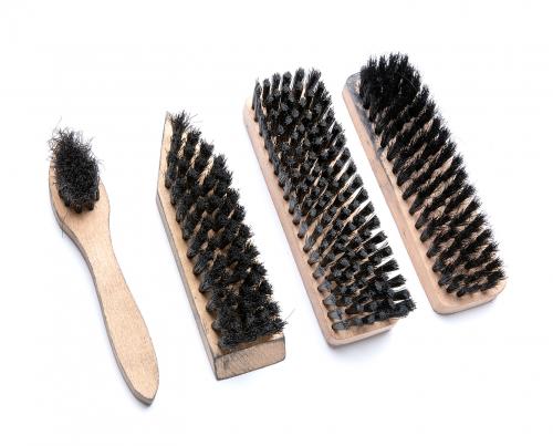 BW Shoe Care Set, Surplus. The set consists of four brushes for specific purposes.