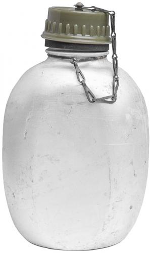 Danish M48 Canteen, Aluminum, Surplus. The cap has a chain to prevent losing it. The seal is at the neck.