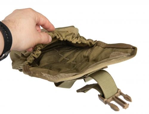 Eagle Industries MLCS MOLLE Charge Pouch w. Anti-Static Lining, Coyote, Surplus. Elastic mouth to retain the contents.