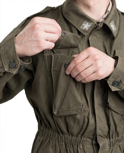 Italian Mod. 75 "Roma" Field Jacket, Olive Green, Surplus. Narrow and tall chest pockets.