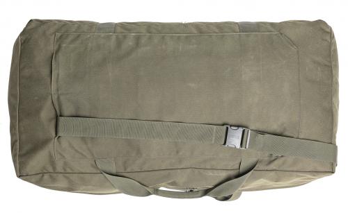 Blackhawk Body Armor Bag, Green, Surplus. The opposite side has backpack-style shoulder straps that can be tucked away.