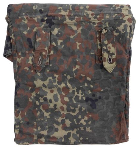 BW Shelter Half Pouch / Hood, Flecktarn, Surplus. Belt loops on the back.