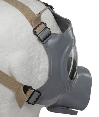 Finnish "Model T" Gas Mask with Plastic Carrying Box, Surplus.