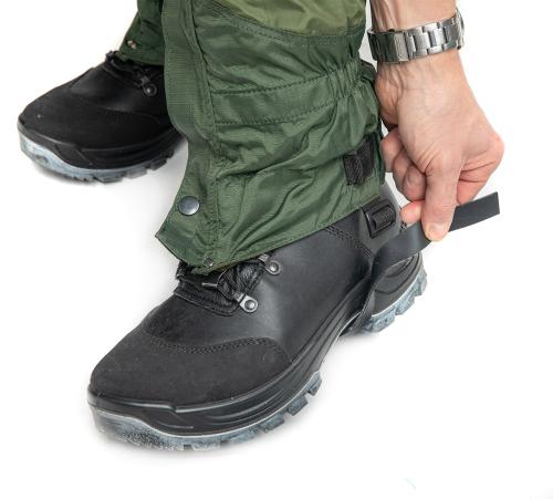 Dutch Gaiters, Green, Surplus. An adjustable loop goes under the foot.