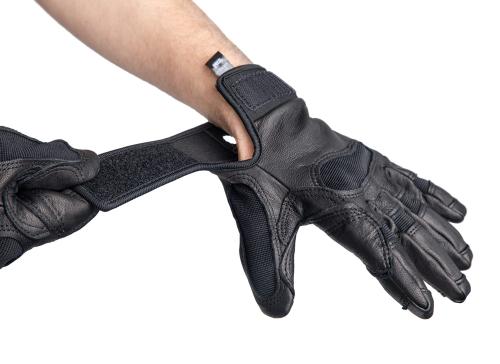 Petzl Cordex Plus Rappel Gloves. Low profile neoprene cuff with Velcro closure.