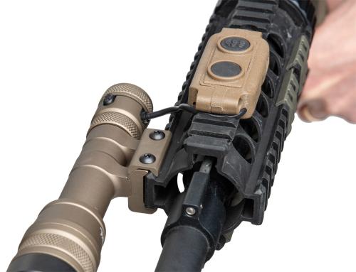 Cloud Defensive REIN Weapon Light, 1400 lm. The cable can be routed where you want and the excess length is tucked neatly away.