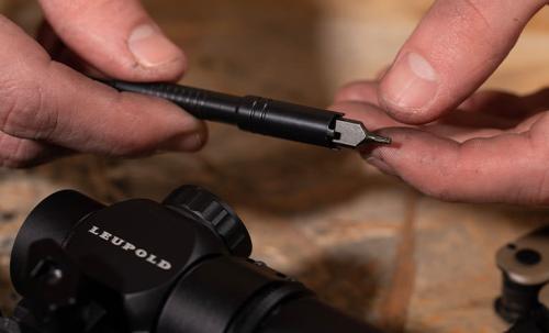 Leatherman Super Tool 300M Multi-Tool, Black.