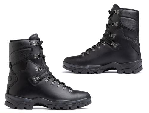 French FELIN Combat Boots, Black, Surplus. Note the lace locks midway up the lacing. These can also be disregarded when setting up the laces.