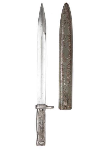 Mauser Ersatz WW-I Bayonet w. Original Green Color on Sheath, Good Condition.