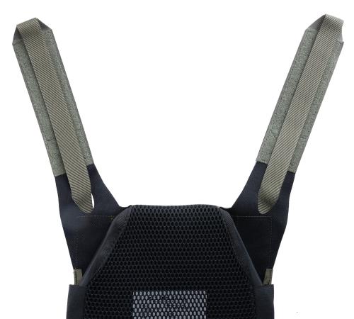 CPE SOF Plate Carrier. The shoulder strap quick release looks like this. Ballistic plates are sold separately.