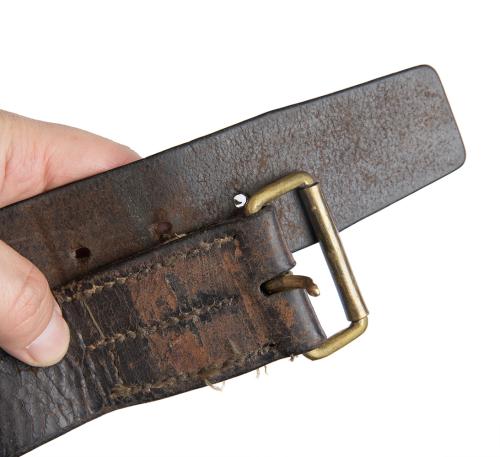 Swedish Trouser Belt, Leather, Surplus. The belts are used but still perfectly serviceable. The color, width, and thickness can vary to some extent.