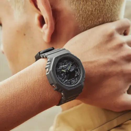 Casio G-Shock GA-2100CA-8AER.