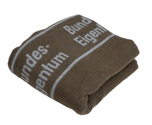 BW Wool Blanket, Unissued. Some of these have the text area in burgundy, others gray. There might be other possibilities as well.