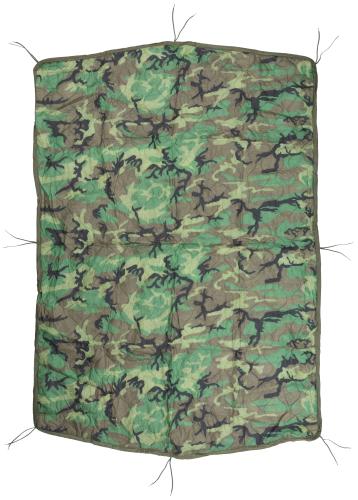 US "Woobie" Poncho Liner, Woodland, Surplus, Unissued. Measures about 160 x 205 cm (63 " x 80.7 ").