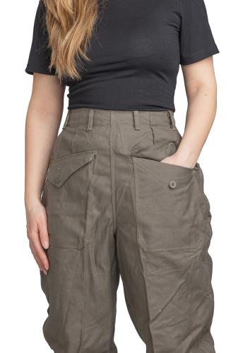 Swedish Women's Work Pants, Gray, Surplus. Female pants with pockets! What sort of eldritch sorcery is this?