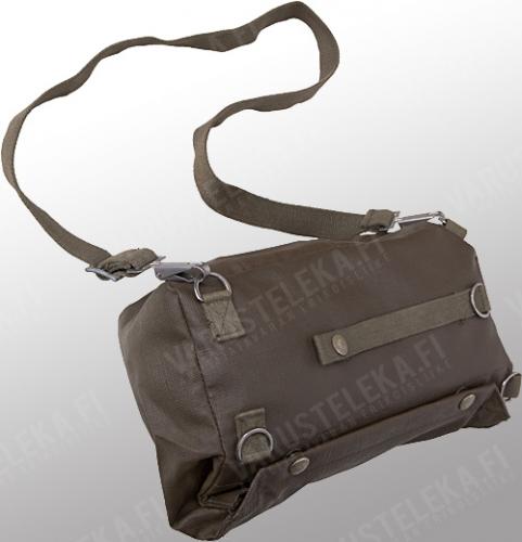 Swiss Gas Mask Bag, Surplus. The strap position can be changed.