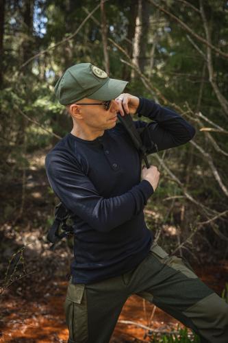 Särmä Henley Shirt, Merino Wool. Navy blue