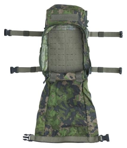Särmä TST Assaulter Back Panel. The roll-up compartment is an extension of the main compartment. Between them, there is a divider attached with hook & loop, which, when removed, allows the entire height of the space to be utilized.