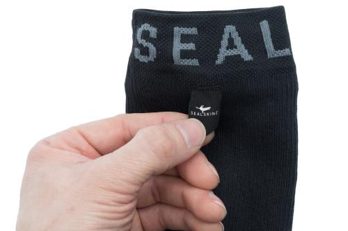 Sealskinz Waterproof All Weather Mid-length Sock with Hydrostop. 