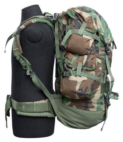 US CFP-90 rucksack with day pack, Woodland, surplus. 