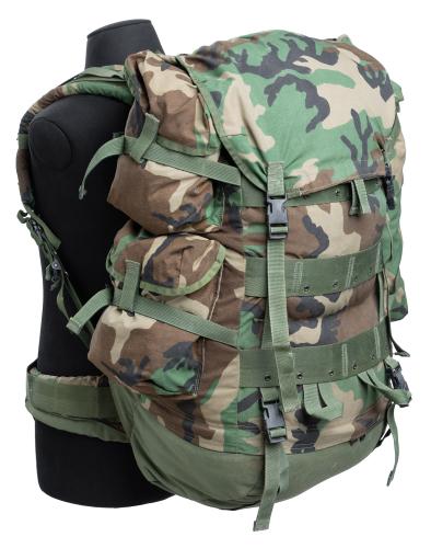 US CFP-90 rucksack with day pack, surplus. 