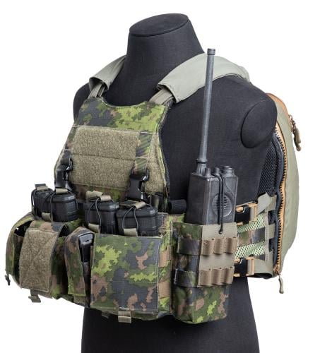 Velocity Systems SCARAB LT Plate Carrier. Mayflower Gen VI M05 chest rig attached.